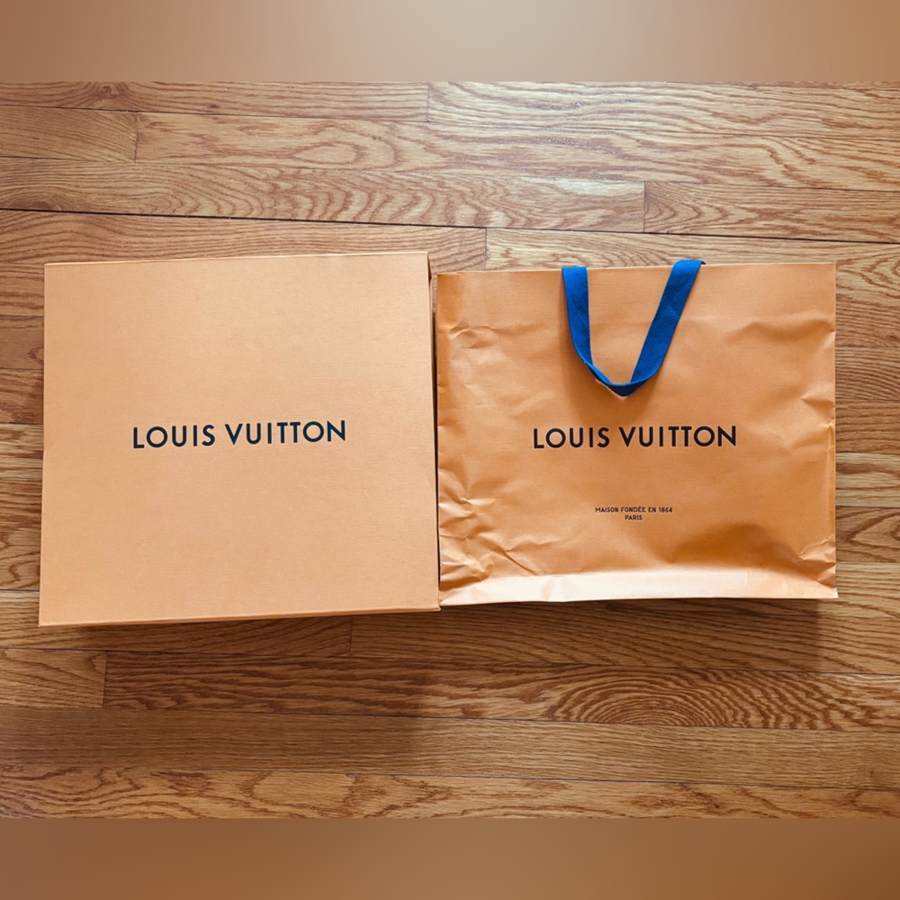 LV (Louis Vuitton ) original box and paper bag